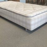 Kušett 90 x 200 + kattemadrats